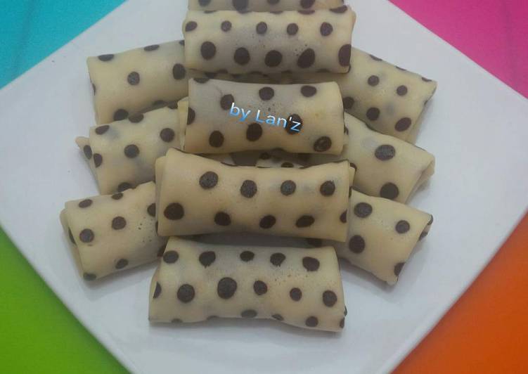 Dadar gulung Polkadot_coklatNya mild bangetttt..