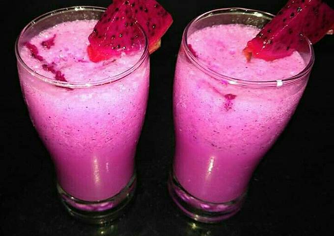 Step-by-Step Guide to Make Favorite Dragon fruit smoothie