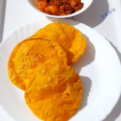A picture of Ajwain Masala Poori.