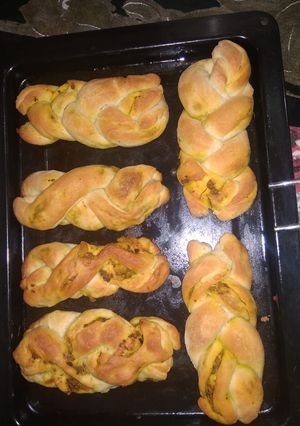 A picture of Peak stuffed bread.