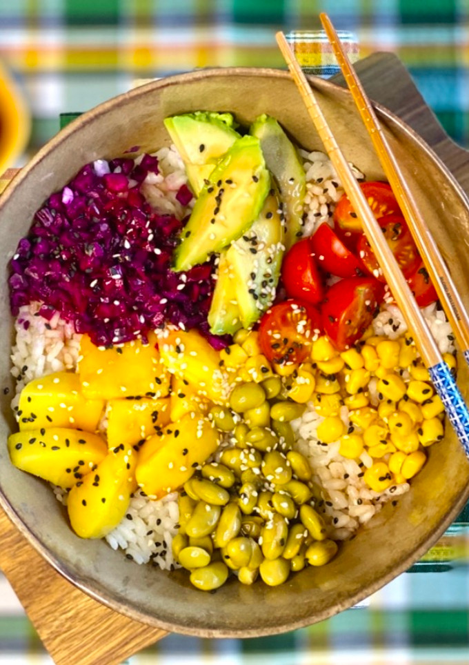 Una foto de 🇺🇸 POKE BOWL vegetariano (Hawai)