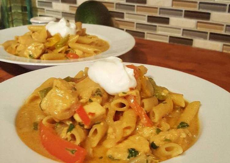 Steps to Prepare Favorite Chicken Fajita Pasta