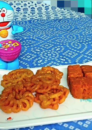 জিলিপি ও গজা(Jilipi o goja recipe in bengali) রেসিপির প্রধান ছবি