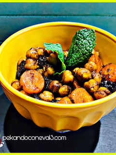 Una foto de Ensalada de garbanzos agridulce