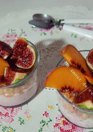 Une photo de Verrines yaourt fruits frais 🥄