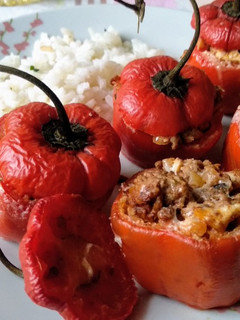 Una foto de Rocotos rellenos