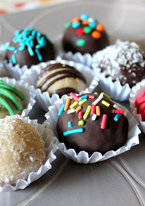 Una foto de Bolitas de Leche Condensada y Galletas