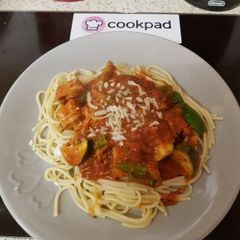 A picture of My Quick Chicken Tomato & Grated Mozzarella Cheese on Spaghetti.