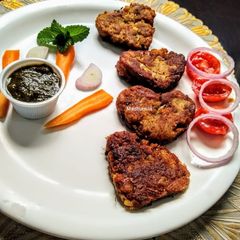 A picture of Raw Banana chops.