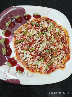 चीज पिझ्झा उत्तप्पा (cheese pizza uttapam recipe in marathi) रेसिपी चे मुख्य फोटो