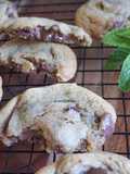 Chewy Cakey Choc Chips Cookie 🍪
