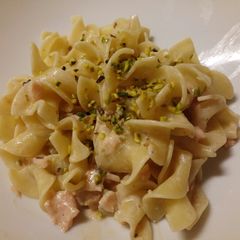 Pasta With Smoked Salmon and Pistachio Nuts A picture of Pasta With Smoked Salmon and Pistachio Nuts.