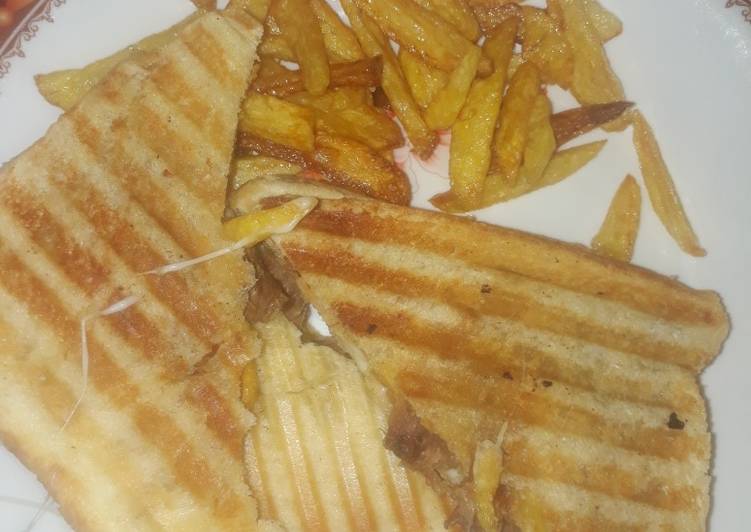 Recipe of Award-winning Grilled Potato sandwich with cheese