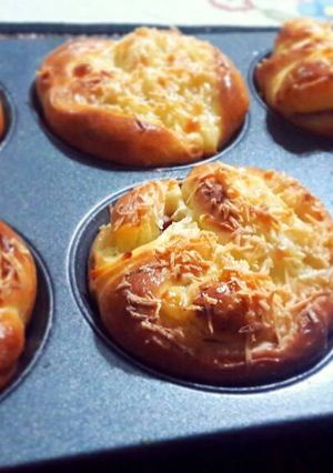 Foto resep Cup Bread isi smoked beef keju