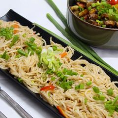 A picture of Veg Noodles.