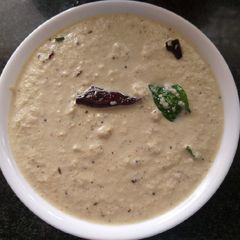 Coconut chutney A picture of Coconut chutney.