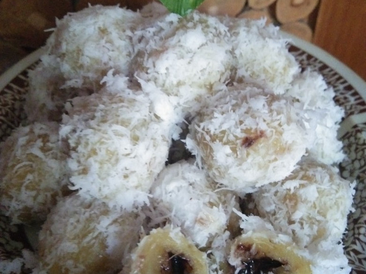 Ini dia! Resep bikin Klepon ubi kuning isi coklat dijamin nagih banget