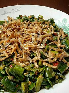 Foto resep Tumis genjer teri pedas