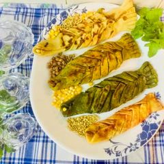 A picture of Fish Shaped Parathas.
