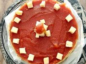Una foto de tarta con membrillo