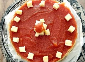 Una foto de 🧀 Tarta de queso de tetilla y membrillo 🧀