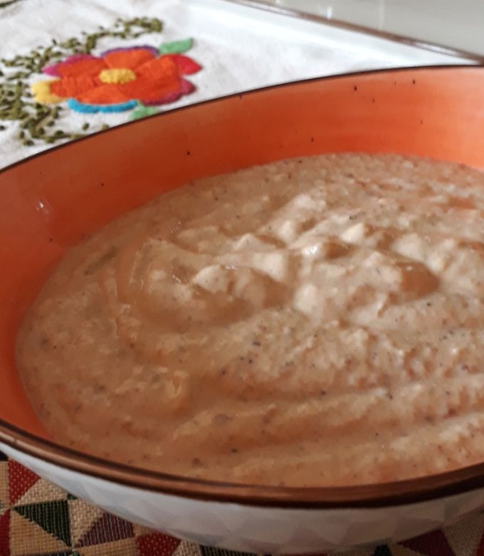 Una foto de Crema de caracol de mar (para botanear con totopos o tostadas de maíz)