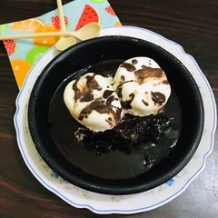 Chocolate Brownie Sizzler A picture of Chocolate Brownie Sizzler.