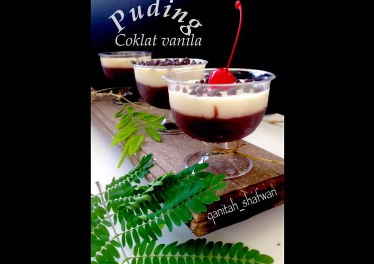 Puding coklat dengan vla vanila