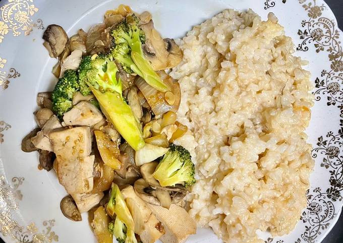 Tofu teriyaki con verduras y champiñones Receta de Lili Poveda- Cookpad