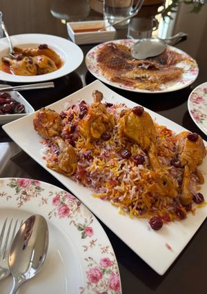 عکسی از دستور آلبالو پلو با مرغ