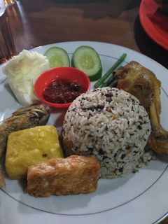 Foto resep **Nasi tutug oncom**