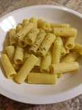 Rigatoni con crema di peperoni e zenzero
