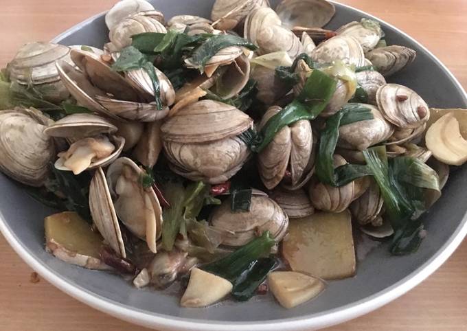 Fresh Clams - Stir Fried