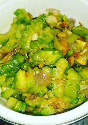 A picture of Stir fry Bitter ground.
