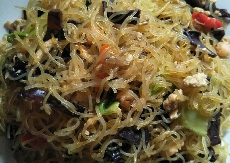 Langkah Mudah untuk mengolah Bihun Goreng Udang Jamur Lezat