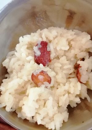 A picture of Jaggery rice.