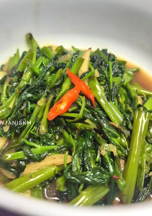 Foto resep Tumis Kangkung Terasi (Bumbu Iris Simple)
