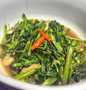 Bagaimana Menyiapkan Tumis Kangkung Terasi (Bumbu Iris Simple), Sempurna