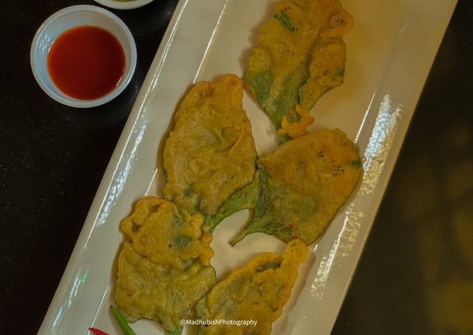 Simple Way to Prepare Super Quick Homemade Palak Pakode