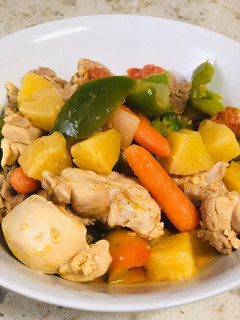 A picture of Pininyahang Manok.