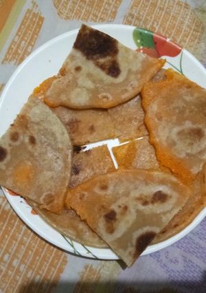 A picture of Halwa paratha.