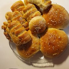 A picture of Chicken filled bread.
