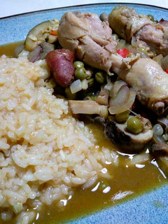 Una foto de Pollo Arvejado de Campo