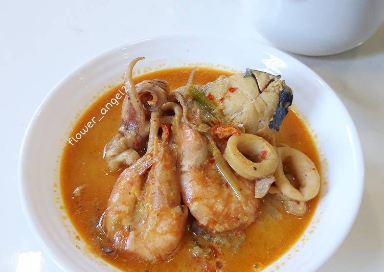 Resep Laksa seafood (keto friendly) yang Menggugah Selera