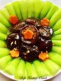 Bok Choy with Vegetarian Oyster Sauce and Shiitake Mushrooms