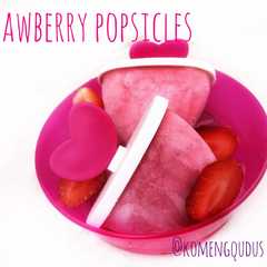 รูปของ Strawberry Popsicles