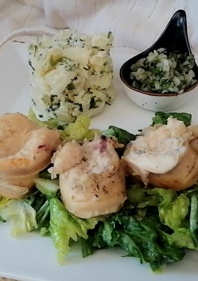 Una foto de Locos mayo con salsa verde