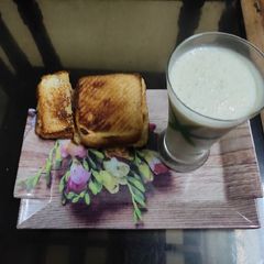 A picture of Banana shake.