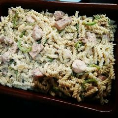 A picture of Creamy White Pasta 😋🍝.