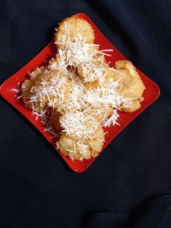 Foto resep Singkong Goreng Keju (Merekah tanpa Direbus)